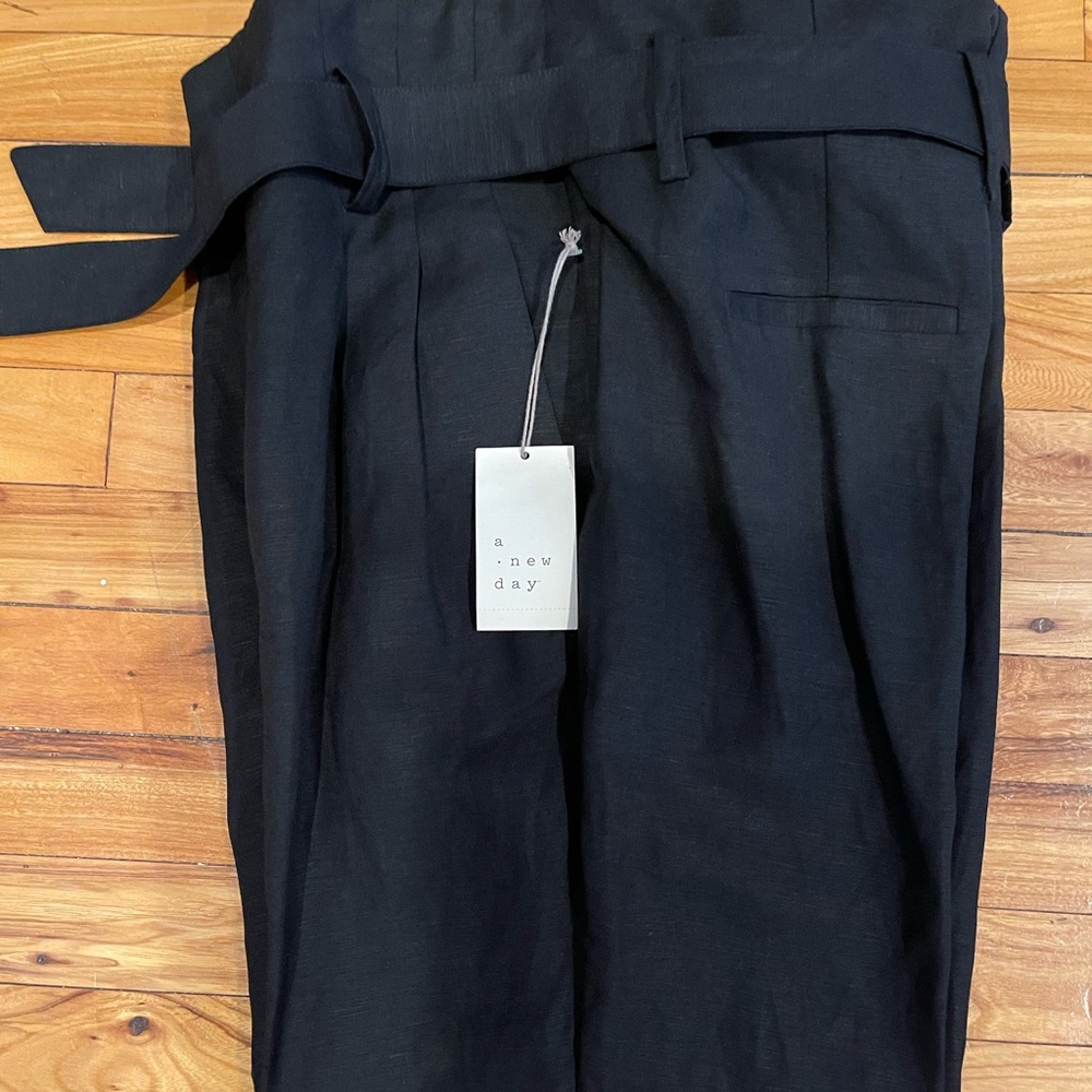 Linen Slacks - Picture 6 of 6